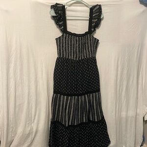 Vineyard vine black dress